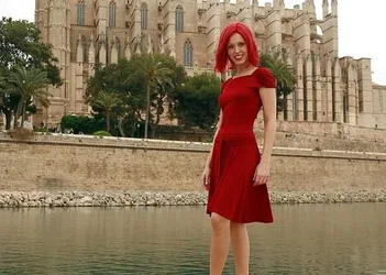 $Miss-IFA-in-Spain.webp
