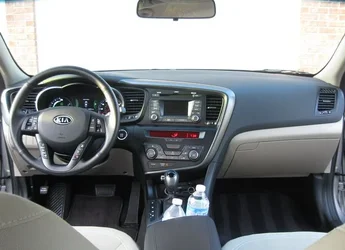 $2011_Kia_Optima_Hybrid_-_Front_Interior.webp